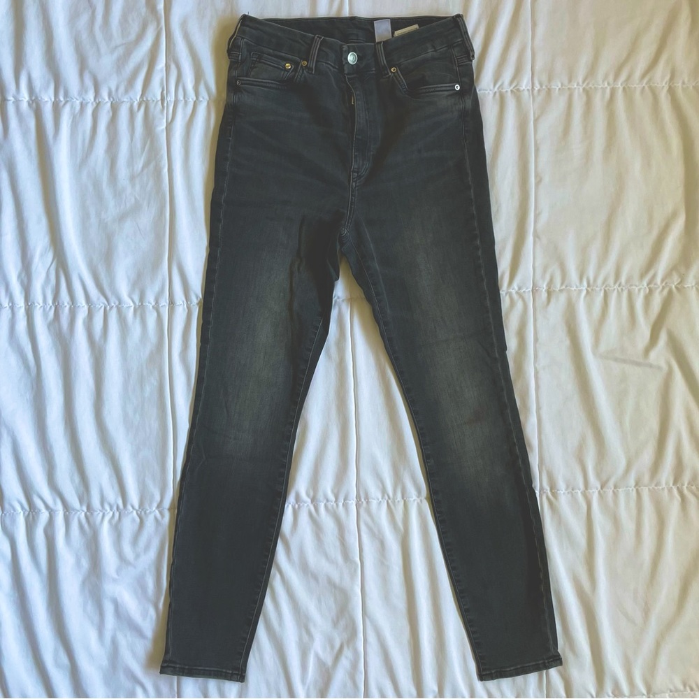 Gray high waisted skinny jeans